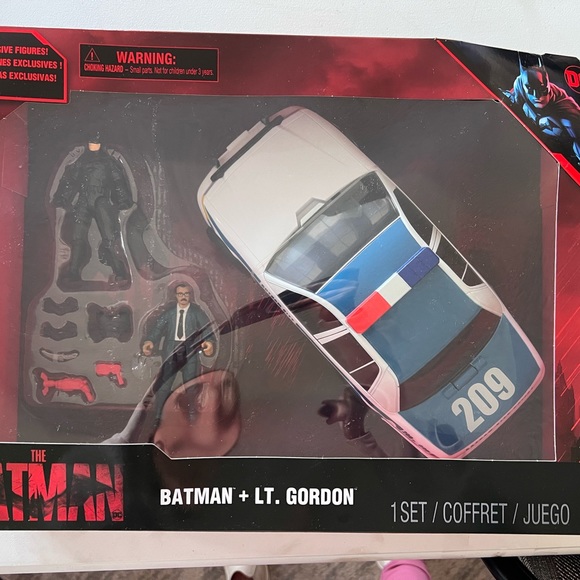 Brand new Batman & LT Gordan - Picture 2 of 3